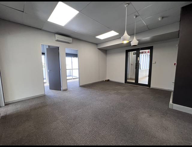 235M² OFFICE TO LET IN TYGERFALLS